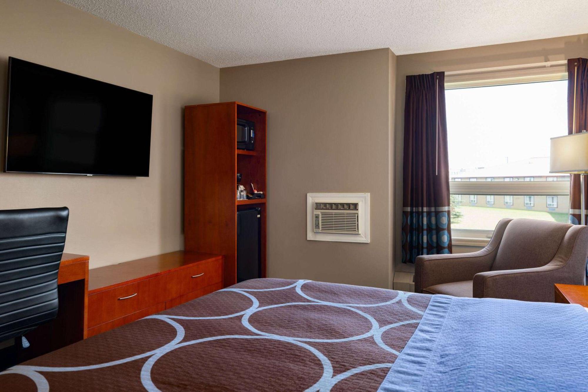Super 8 By Wyndham Sherwood Park/Edmonton Area מראה חיצוני תמונה